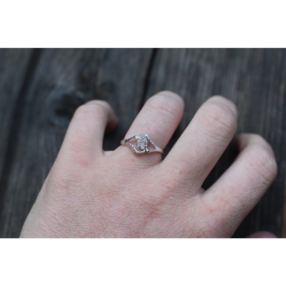 Engagement rings, raw diamond ring, raw stone ring, alternative engageme… - Picture 2 of 4